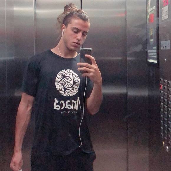 Meet your Posher, Guii - Picture 1 of 1